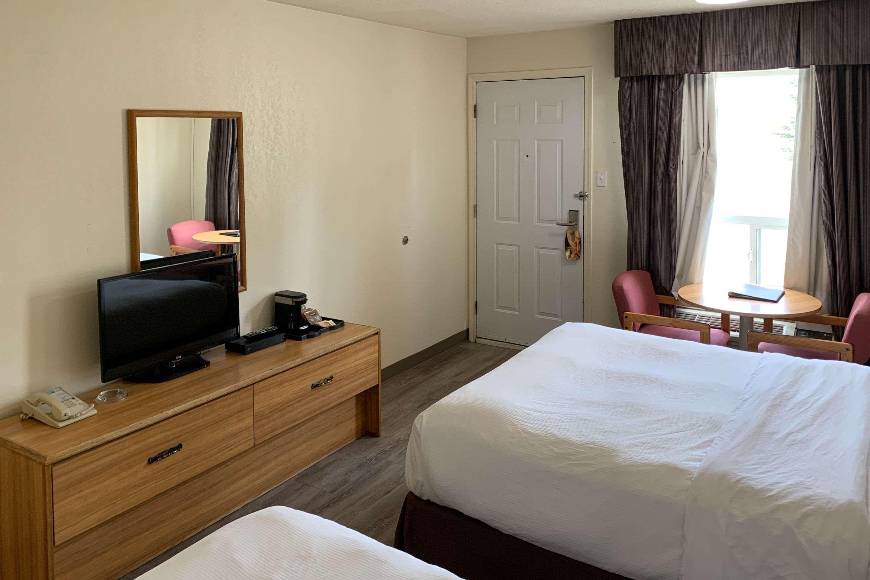 Rodeway Inn Swansea Exteriör bild